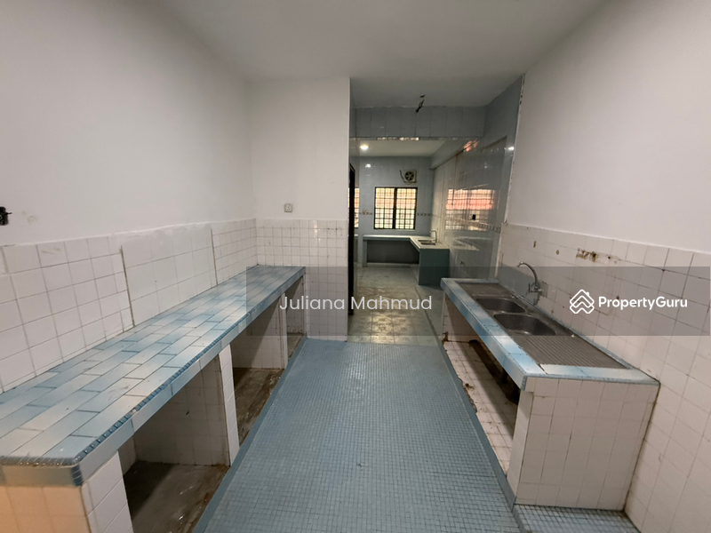 Untuk Dijual - Terrace house at Taman Permata
