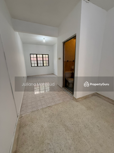 Untuk Dijual - Terrace house at Taman Permata