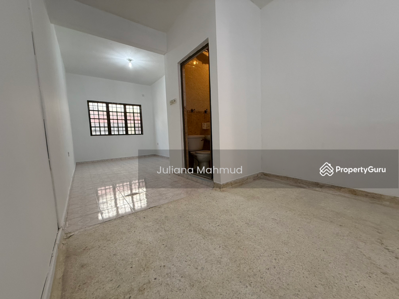 Untuk Dijual - Terrace house at Taman Permata