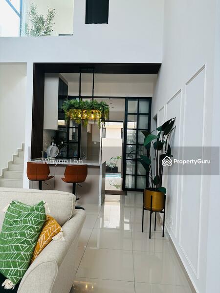 For Rent - LA CASA LUNAS