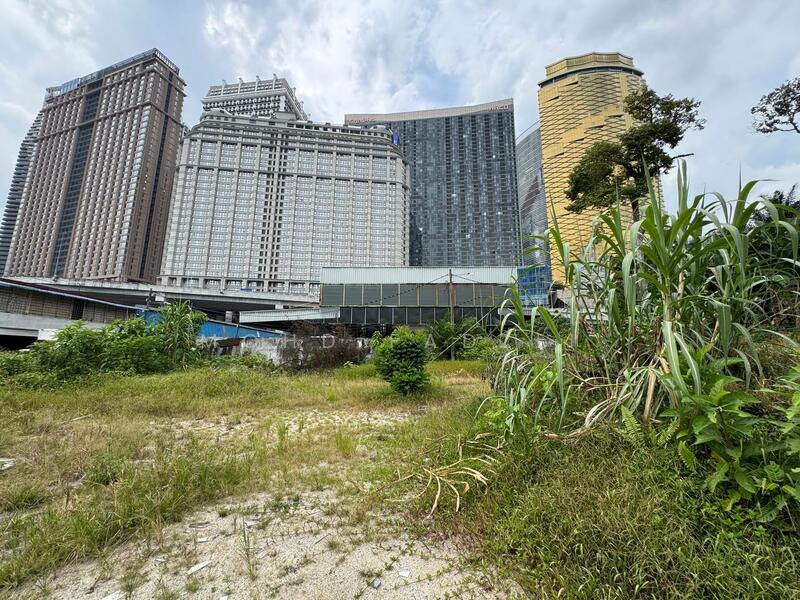 Untuk Dijual - Kampung Sungai Penchala