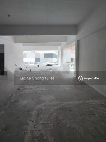 For Rent - SS2 - 3 floors (Endlot, good condition)