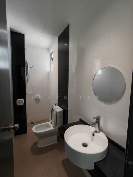 Service Residence for Sale at Vida Heights - Jovyn Tay - Bathroom - PropertyGuru.com.my