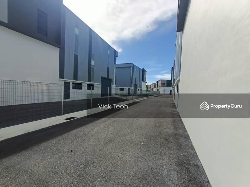 For Rent - Semi Detached Warehouse Factory Bukit Tengah Light Industry Brand New