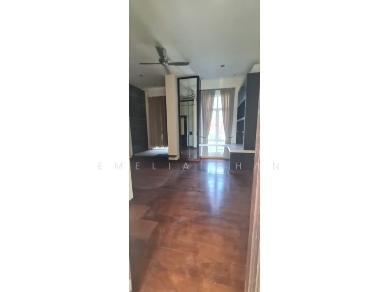 Bungalow House untuk Dijual di Glenmarie (Selangor) - Emelia Chan - Living Room - PropertyGuru.com.my