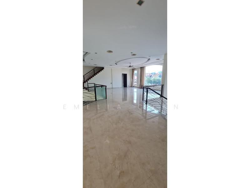 Bungalow House untuk Dijual di Glenmarie (Selangor) - Emelia Chan - Living Room - PropertyGuru.com.my