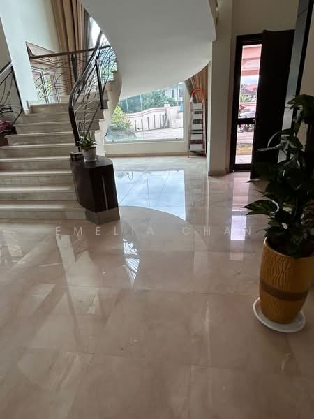 Bungalow House untuk Dijual di Glenmarie (Selangor) - Emelia Chan - Entrance - PropertyGuru.com.my