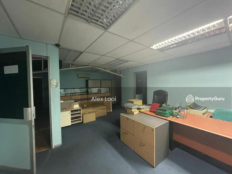 Untuk Disewa - Taman Johor Semi Detached Factory