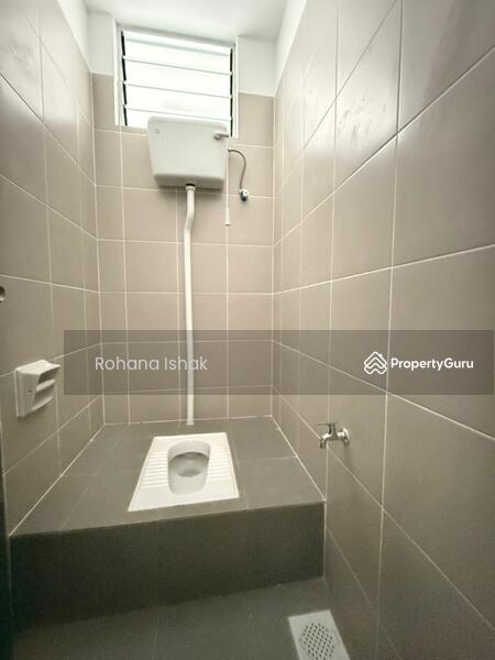 For Rent - SHOPLOT level 1 SURIA SQUARE Alam Suria Puncak Alam - FACING MAIN ROAD - PARKING BANYAK