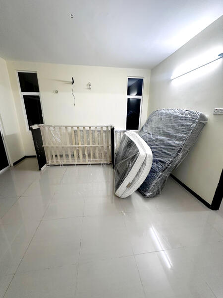 Untuk Dijual - 3 Storey Semi D House At Solok Kampung Paya