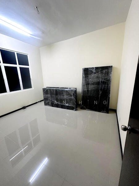 Untuk Dijual - 3 Storey Semi D House At Solok Kampung Paya