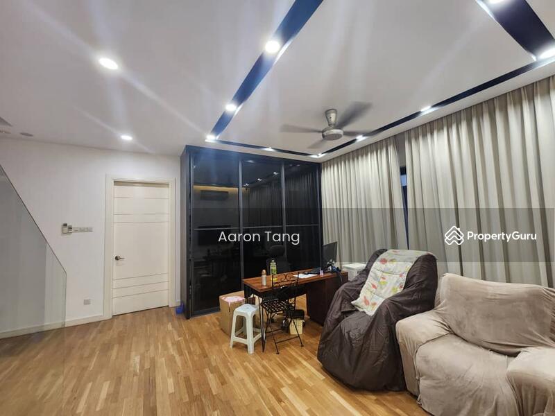 For Sale - The Airie