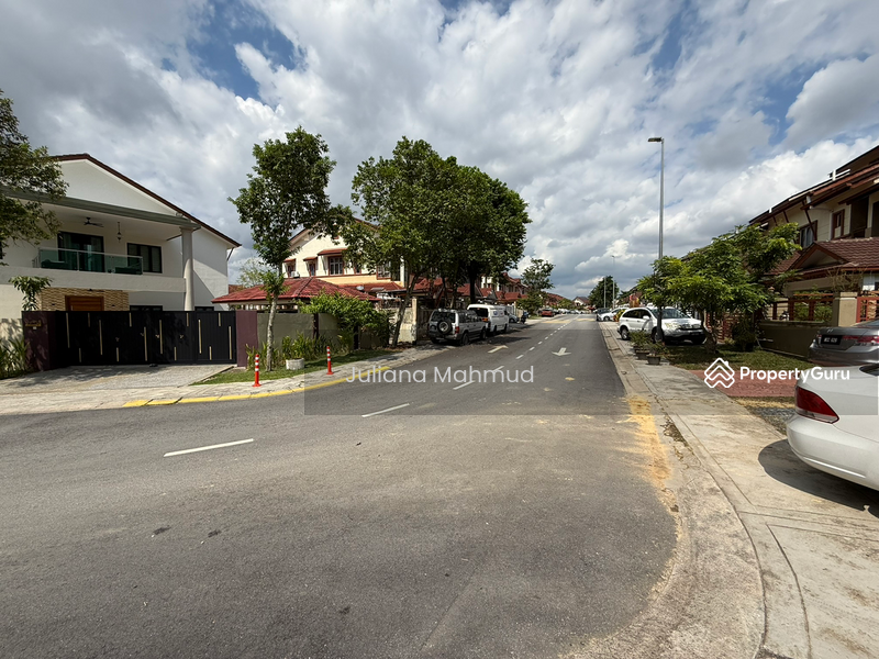 2-storey Terraced House for Sale in Denai Alam (Shah Alam) - Juliana Mahmud - PropertyGuru.com.my