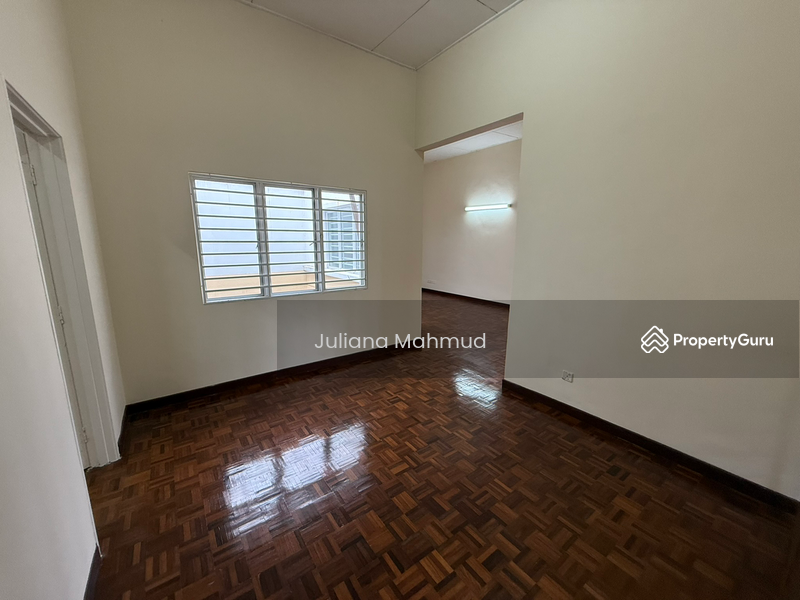 2-storey Terraced House for Sale in Denai Alam (Shah Alam) - Juliana Mahmud - PropertyGuru.com.my