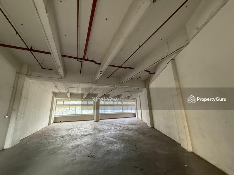 Untuk Disewa - Kepong Segambut Warehouse for Rent 40ft container easy access dock levellers cargo lifts