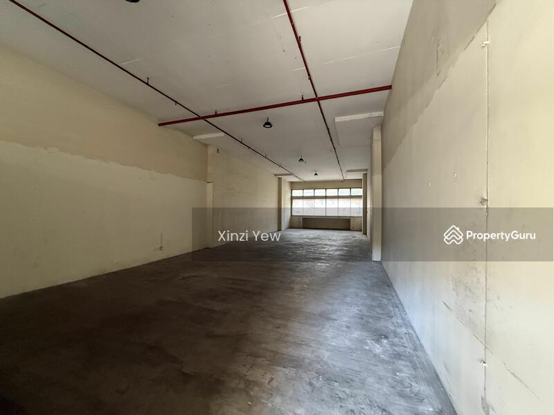 Untuk Disewa - Kepong Segambut Warehouse for Rent 40ft container easy access dock levellers cargo lifts