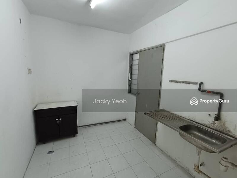 For Sale - Taman Pekaka Block 33