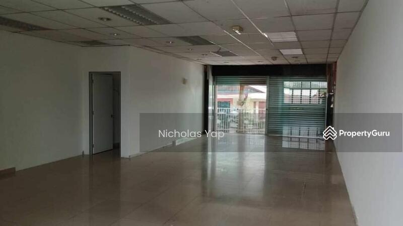 For Rent - Ground floor shop Facing Mainroad @ jln besar susur 1 seri Kembangan