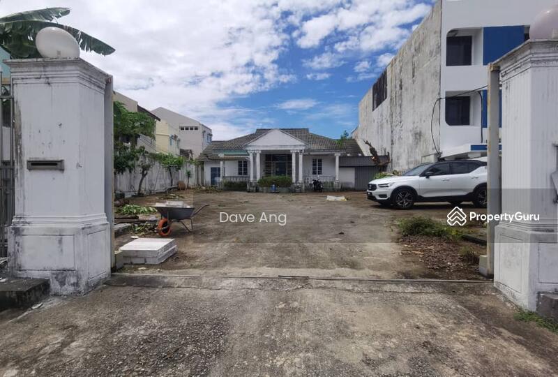 For Rent - Bungalow,Build up 3350sf,Land Area 8835sf@Ayer Itam