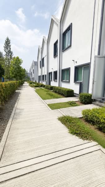 Rumah Teres 2 Tingkat untuk Disewa di Eco Forest (Semenyih) - CK Law - Exterior - PropertyGuru.com.my