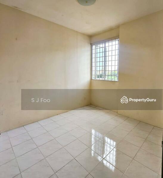 For Sale - Jay Series (Greenlane Heights Block J)