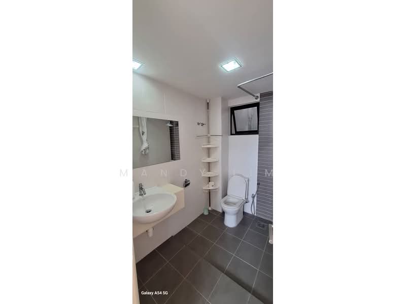 3-storey Terraced House for Rent in Cyberjaya (Selangor) - Mandy Lim - Bathroom - PropertyGuru.com.my