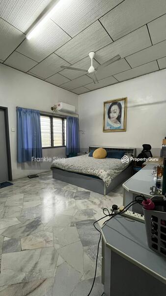 For Sale - Bungalow at New Green Park