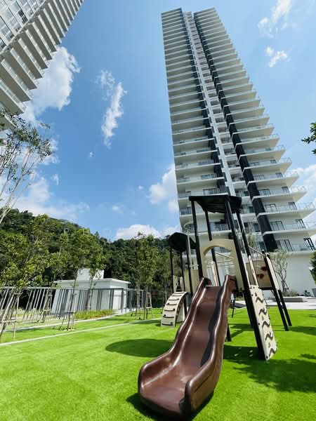 Service Residence for Sale at Hampton Height Damansara - Phoebe Law - Exterior - PropertyGuru.com.my