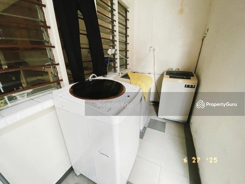 For Rent - Room For Rent 5min to CIQ Town Jalan Bentara Luar Taman Iskandar JB