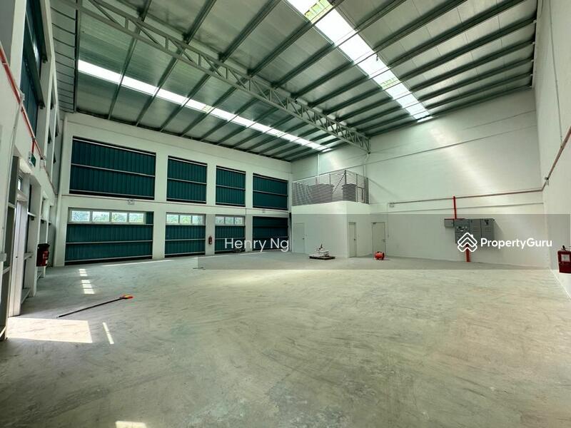For Rent - Semi-D factory at Taman Kempas