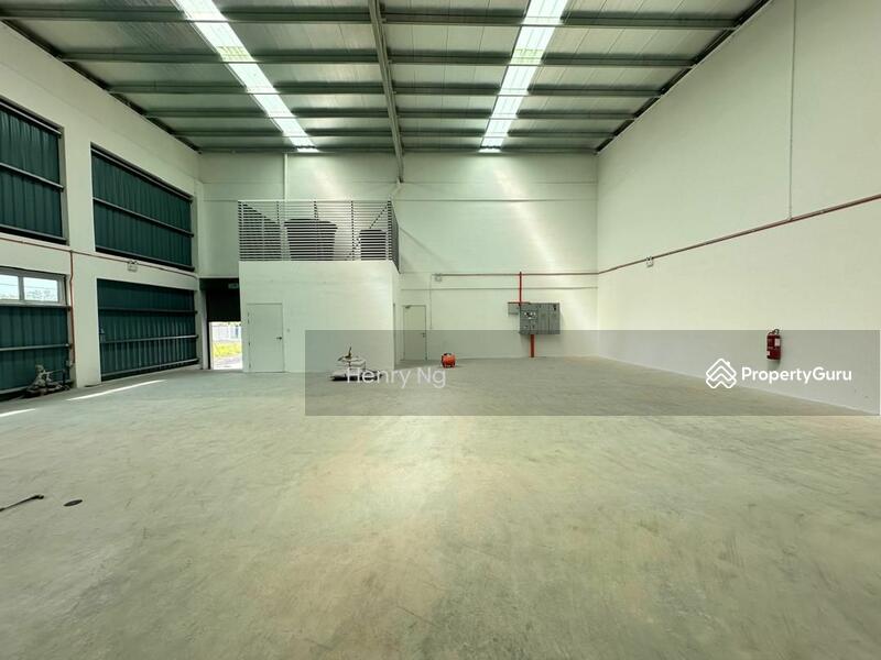 For Rent - Semi-D factory at Taman Kempas