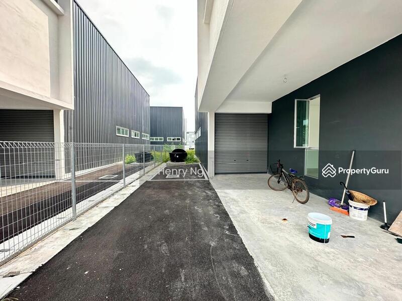 For Rent - Semi-D factory at Taman Kempas