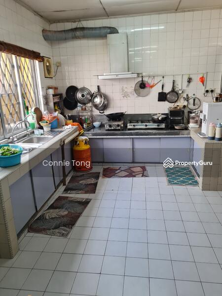Untuk Dijual - Semi D cornerlot 2 storey house Taman Sea,ss23,p jaya