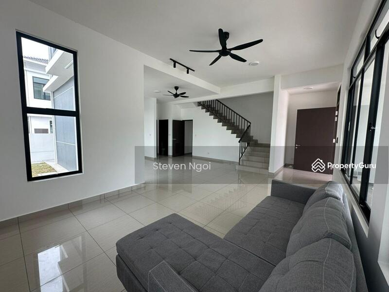 For Rent - Palmwood