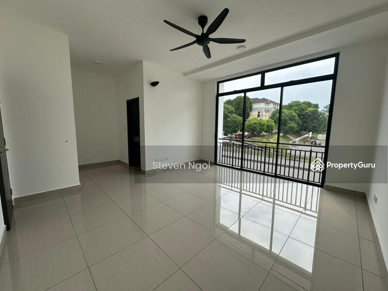 For Rent - Palmwood