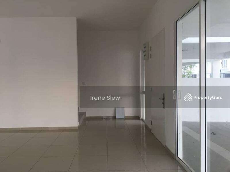 Terraced House for Sale in Bandar Sri Sendayan (Negeri Sembilan) - Irene Siew - PropertyGuru.com.my