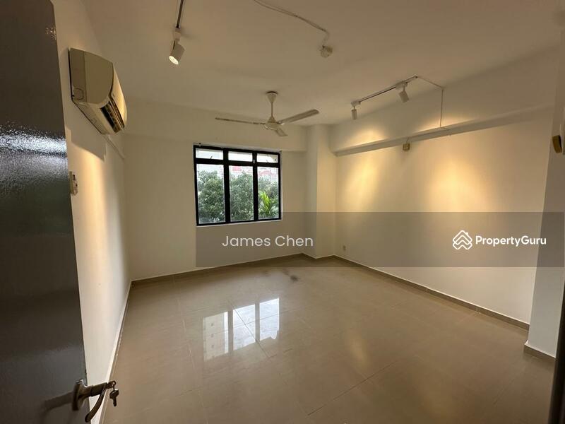 For Sale - Vista Komanwel C