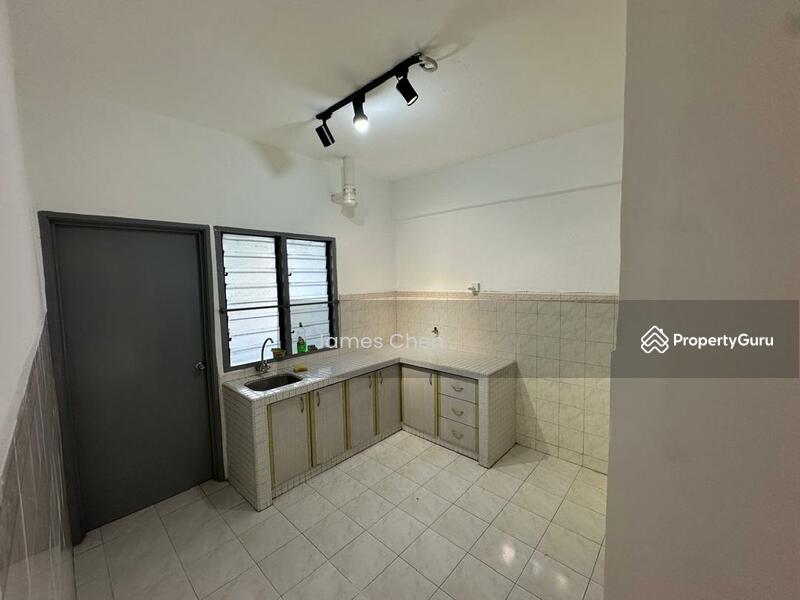 For Sale - Vista Komanwel C