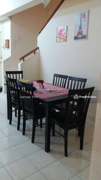 Dining hall 