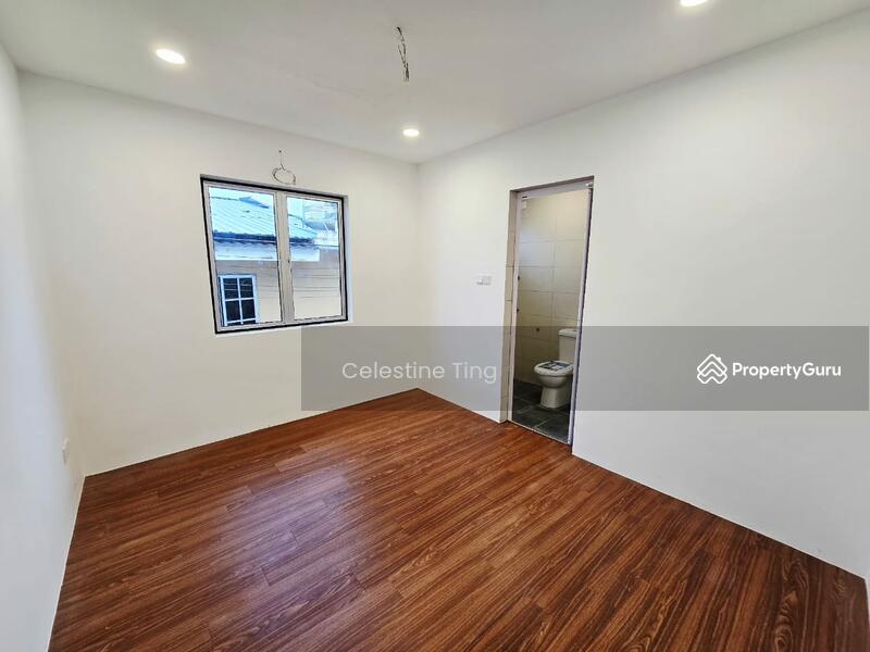 For Sale - [Full Loan I Fully Renovated] 2 Storey Taman Jasmin, Kajang