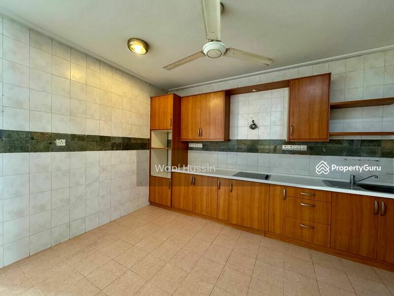 Untuk Dijual - Terrace house at Bukit Jelutong