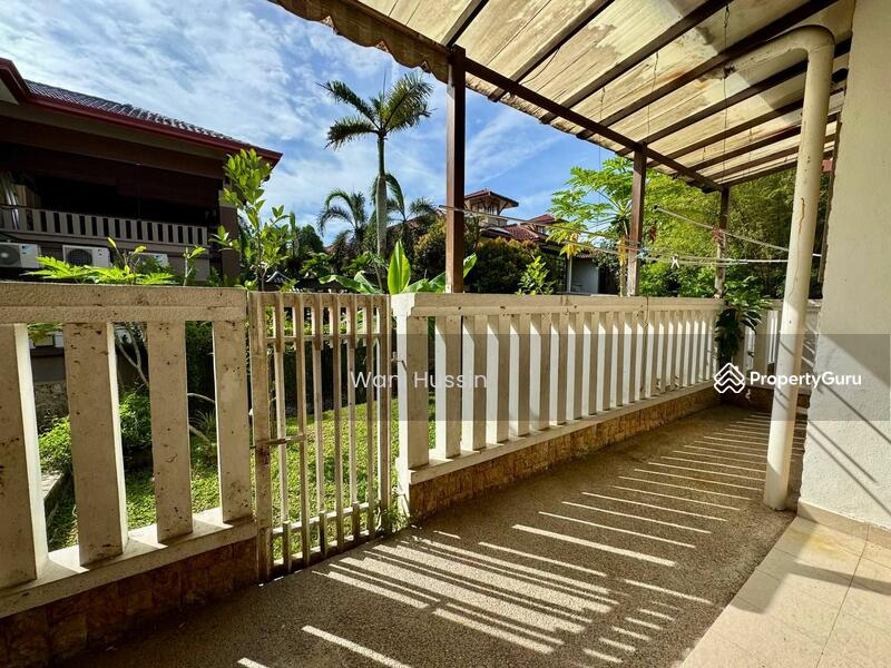 Untuk Dijual - Terrace house at Bukit Jelutong