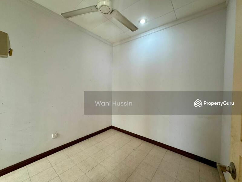 Untuk Dijual - Terrace house at Bukit Jelutong