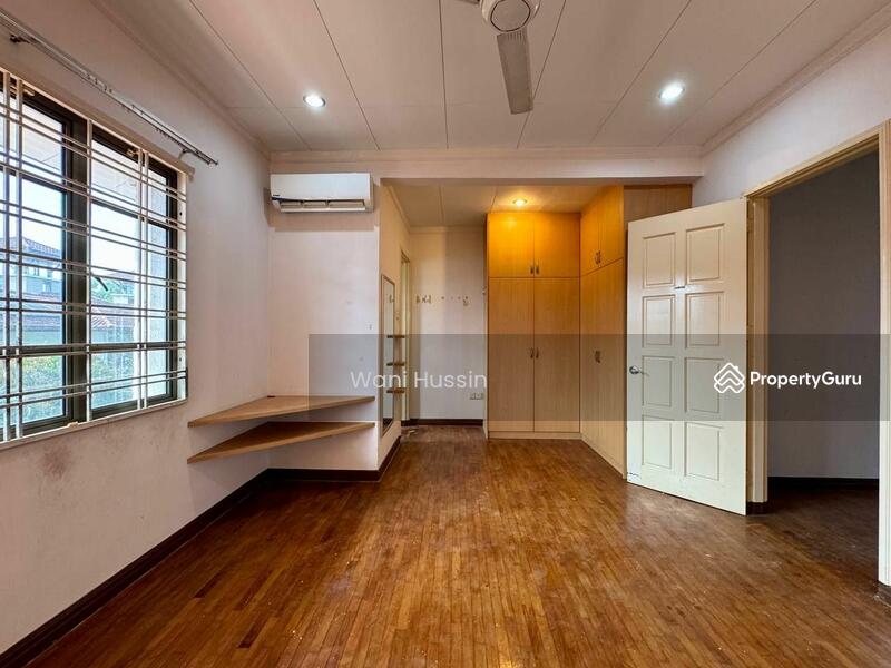 Untuk Dijual - Terrace house at Bukit Jelutong