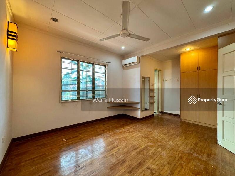 Untuk Dijual - Terrace house at Bukit Jelutong