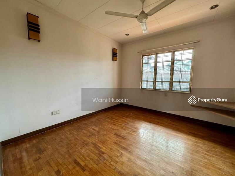 Untuk Dijual - Terrace house at Bukit Jelutong