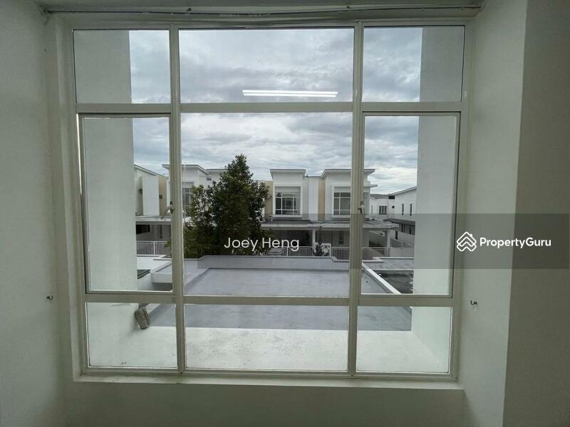 For Rent - Ara Sendayan Fully Furnished only RM1600!