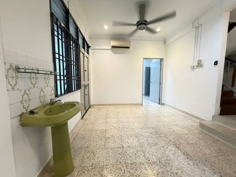 2-storey Terraced House for Sale in Taman Merak (Bukit Baru) - Abby Ho - Interior - PropertyGuru.com.my