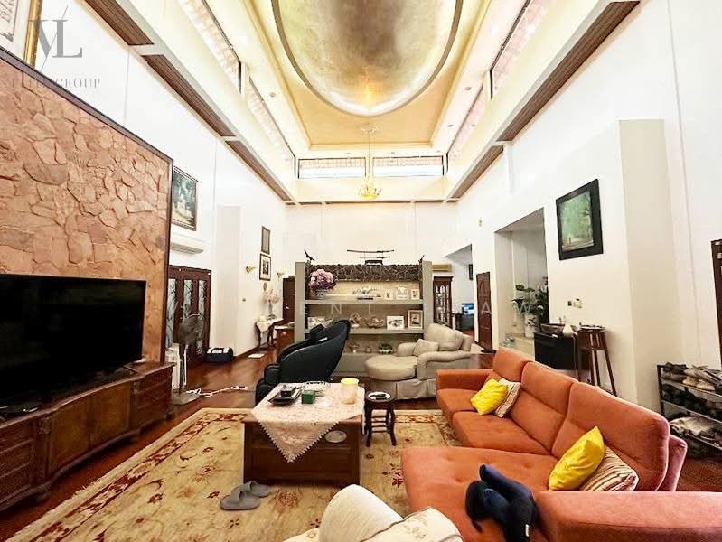 Bungalow for Sale in Seksyen 8 (Kota Damansara) - Vincent Liaw - Living Room - PropertyGuru.com.my