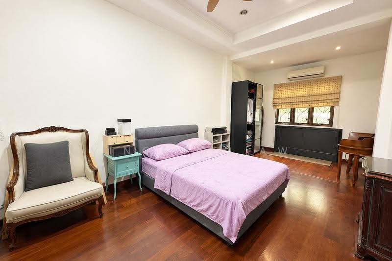 Bungalow House for Sale in Seksyen 8 (Kota Damansara) - Vincent Liaw - Bedroom - PropertyGuru.com.my